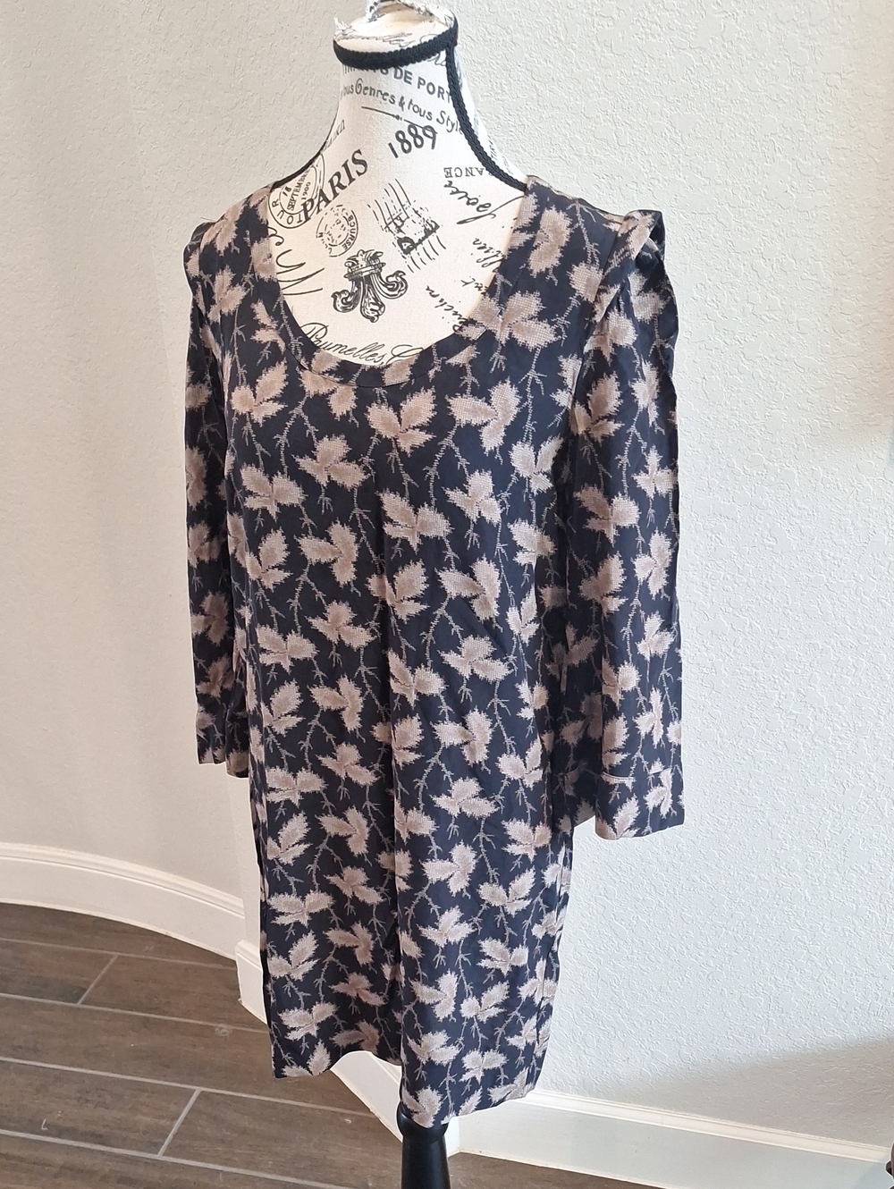 Stella McCartney Silk Brown Leaf Print Mini Dress Size 40 / US 4 / 6
